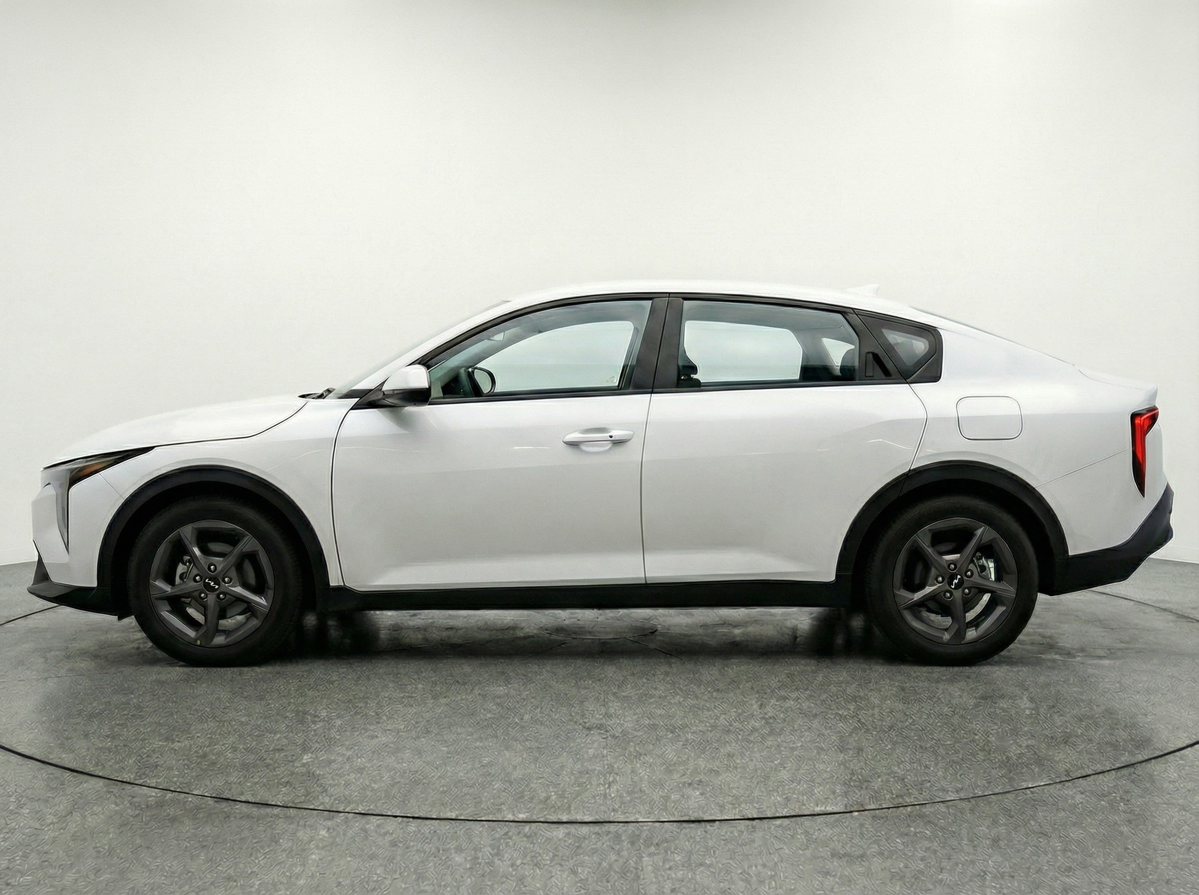 Thumbnail: 2025 Kia K4 - 4