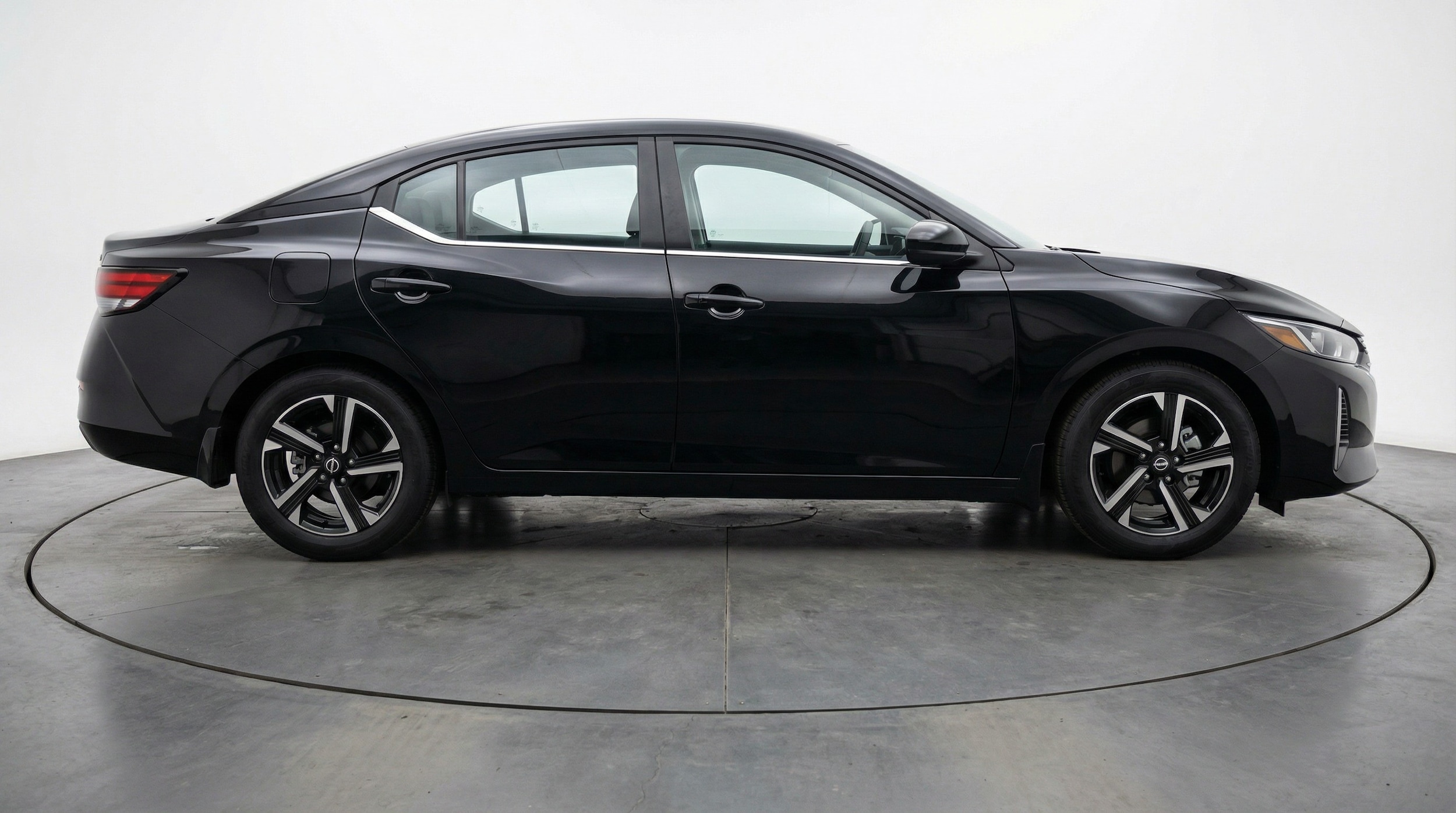 Thumbnail: 2025 Nissan Sentra - 8