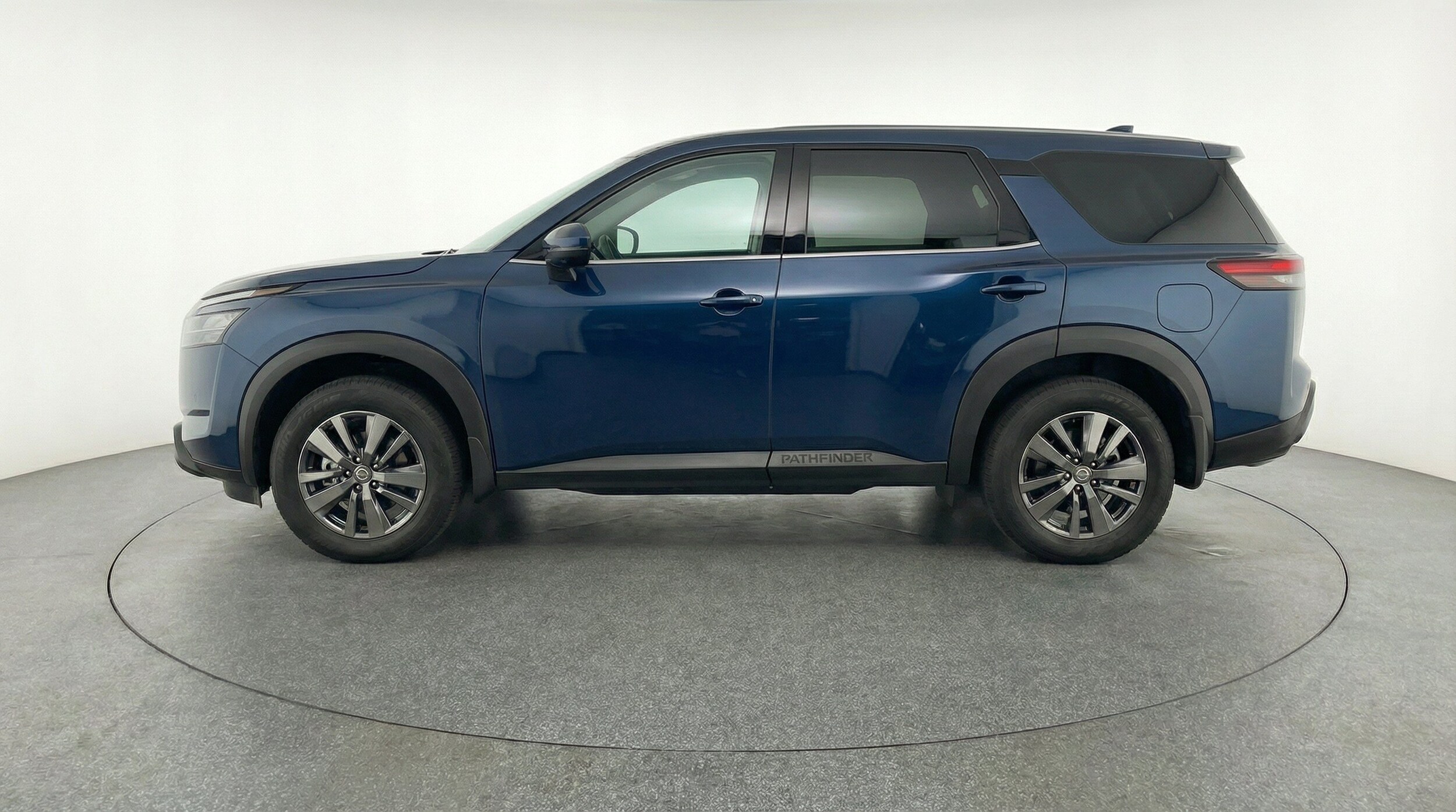 Thumbnail: 2025 Nissan Pathfinder - 5