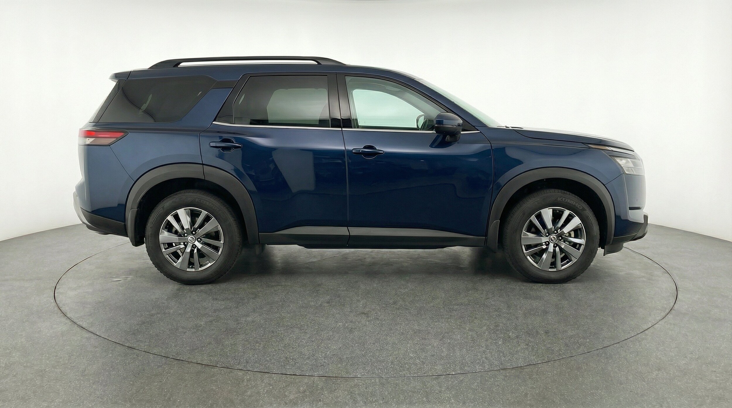 Thumbnail: 2025 Nissan Pathfinder - 11