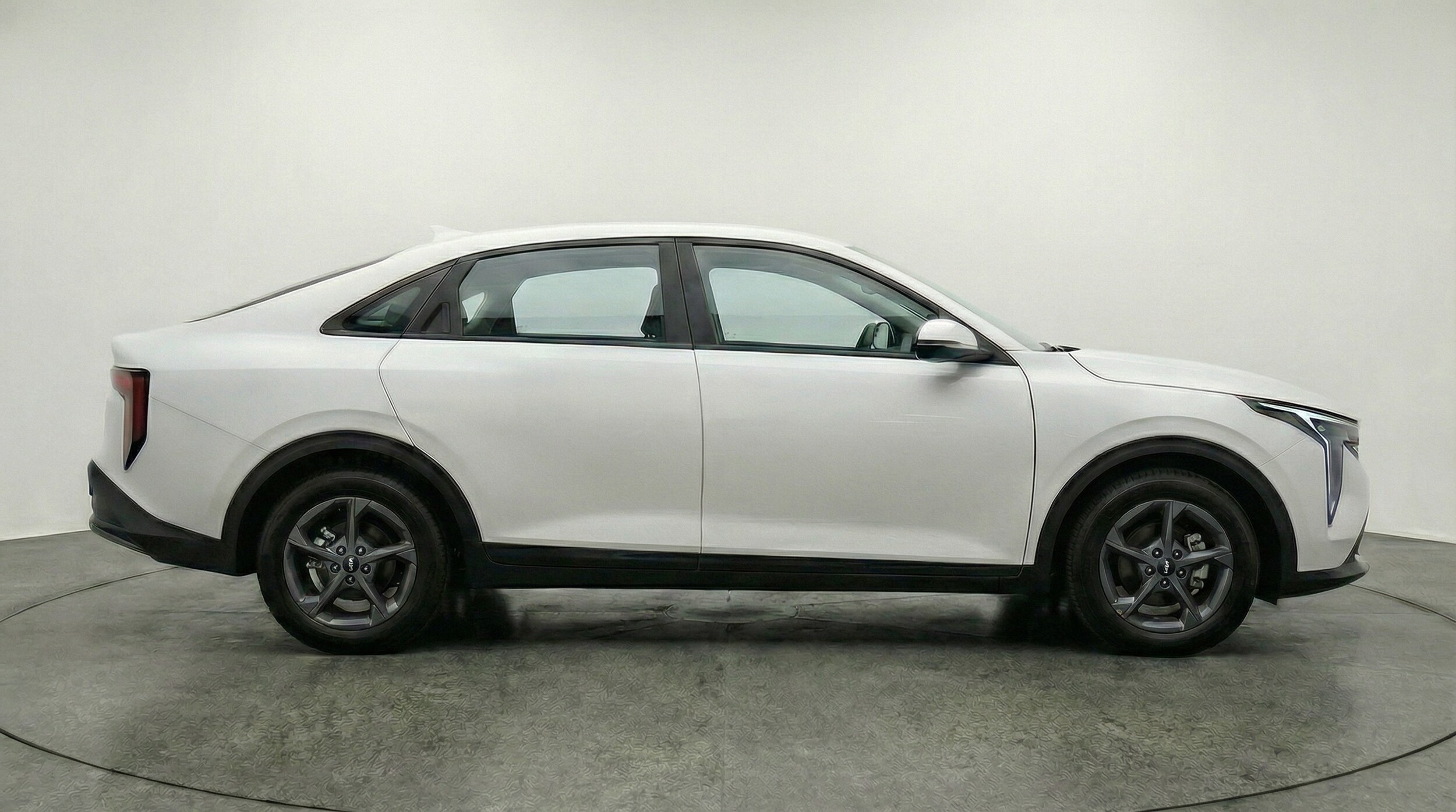 Thumbnail: 2025 Kia K4 - 8