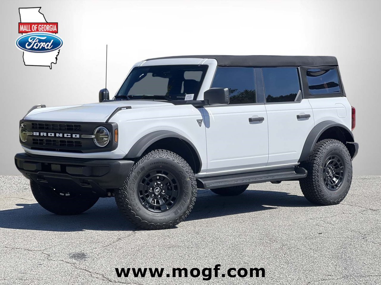 New 2026 Ford Bronco Base SUV