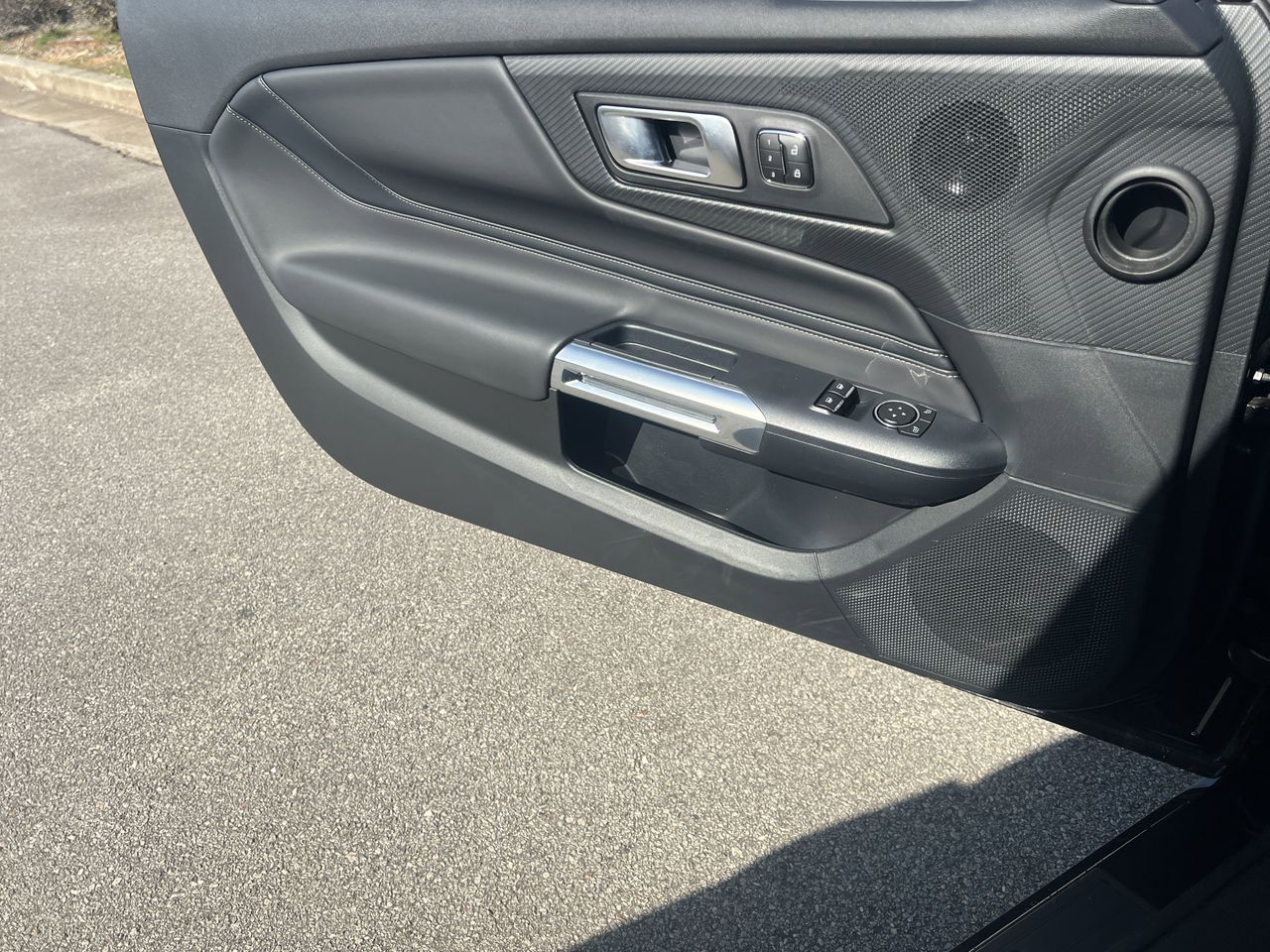 2025 Ford Mustang EcoBoost Premium Fastback - Photo 15