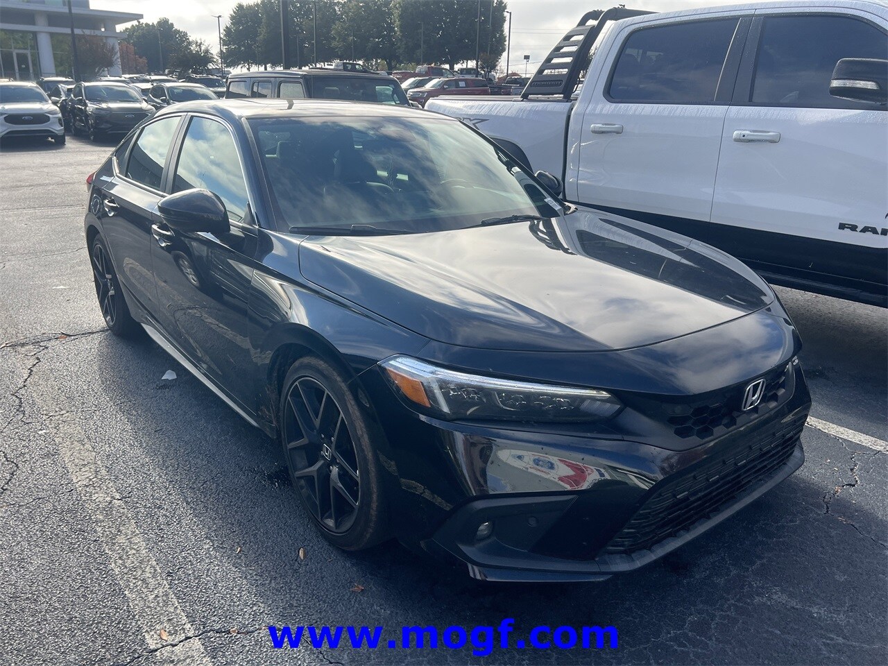 2022 Honda Civic Sport Touring Hatchback photo 4