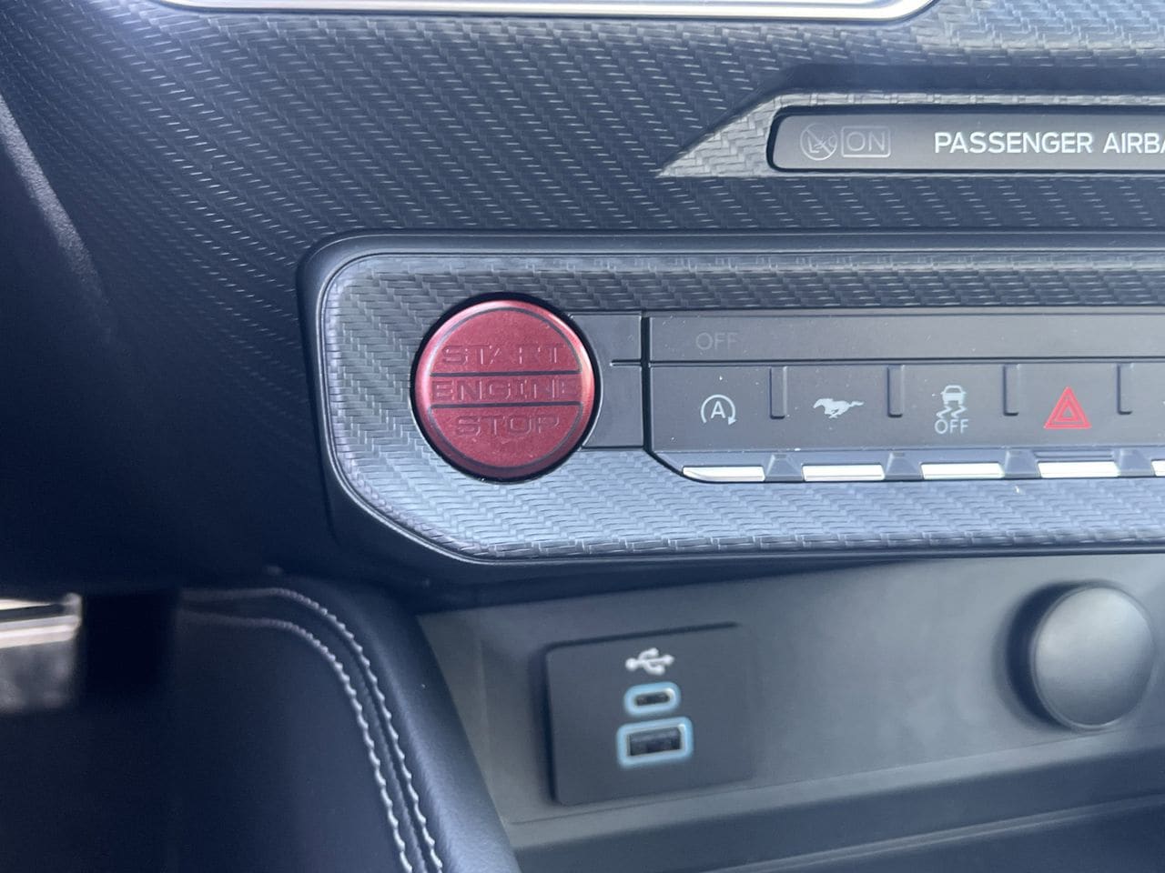 2025 Ford Mustang EcoBoost Premium Fastback - Photo 6