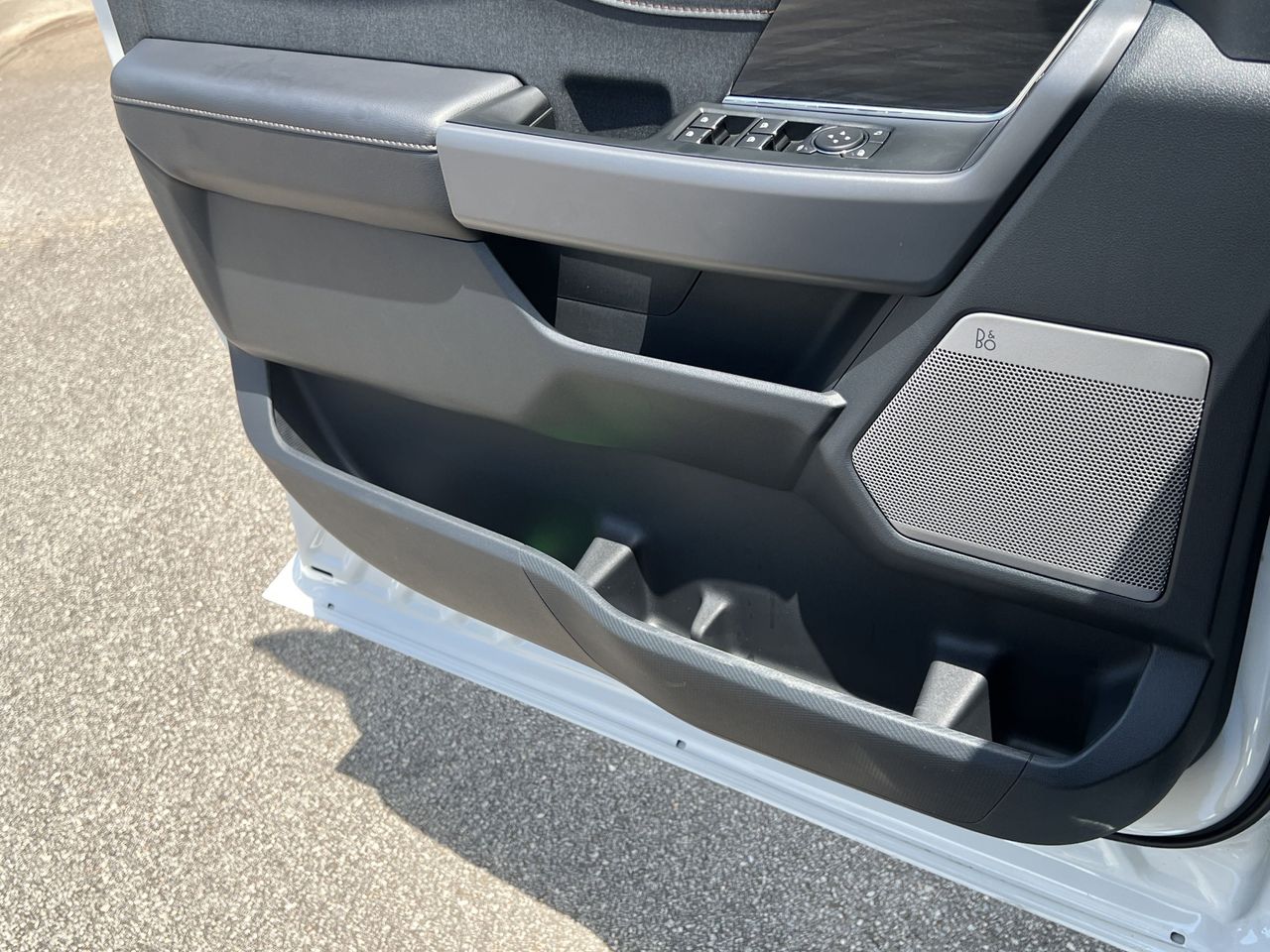 2025 Ford F-150 Lariat - Photo 22