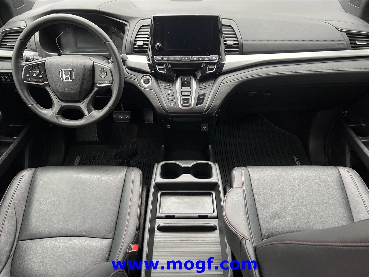 2023 Honda Odyssey Sport photo 4
