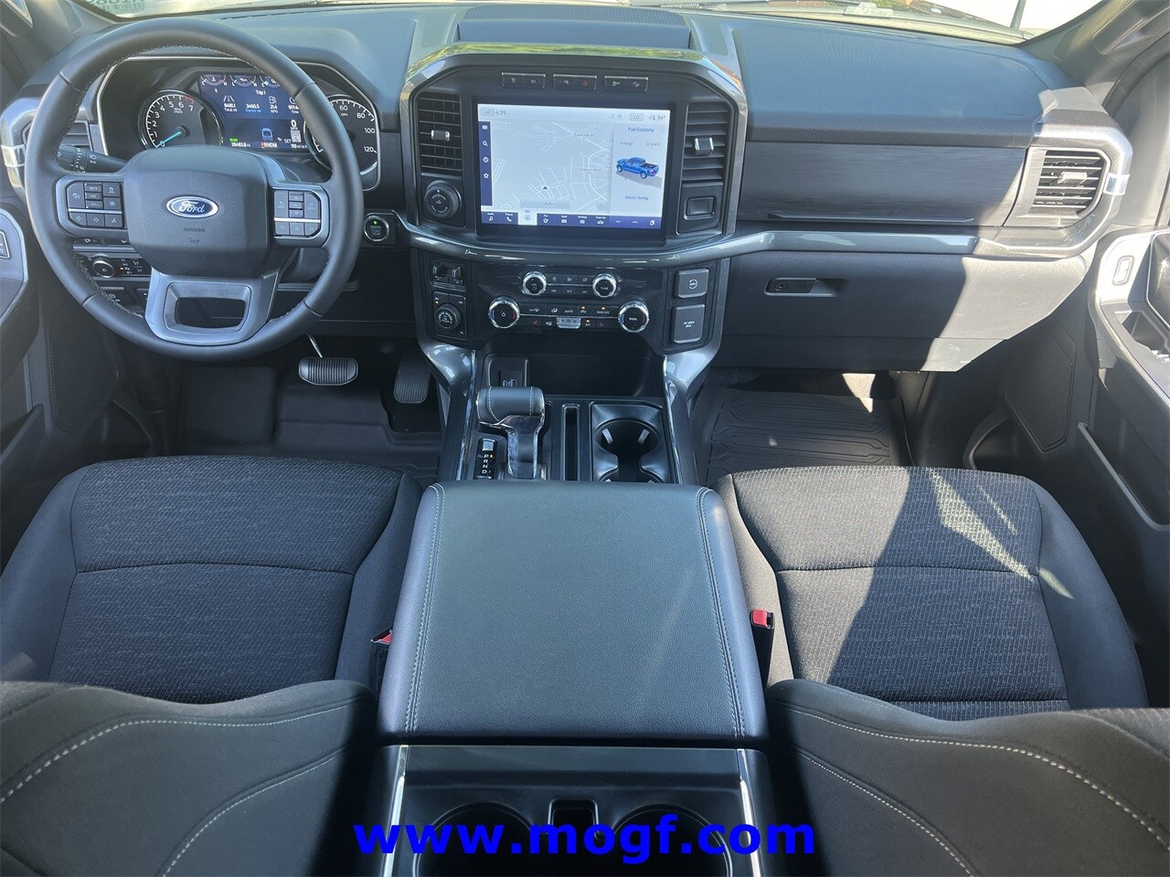 2023 Ford F-150 XLT photo 2