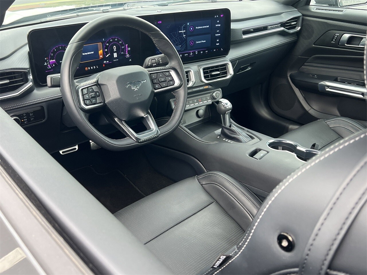 2025 Ford Mustang EcoBoost Premium photo 2