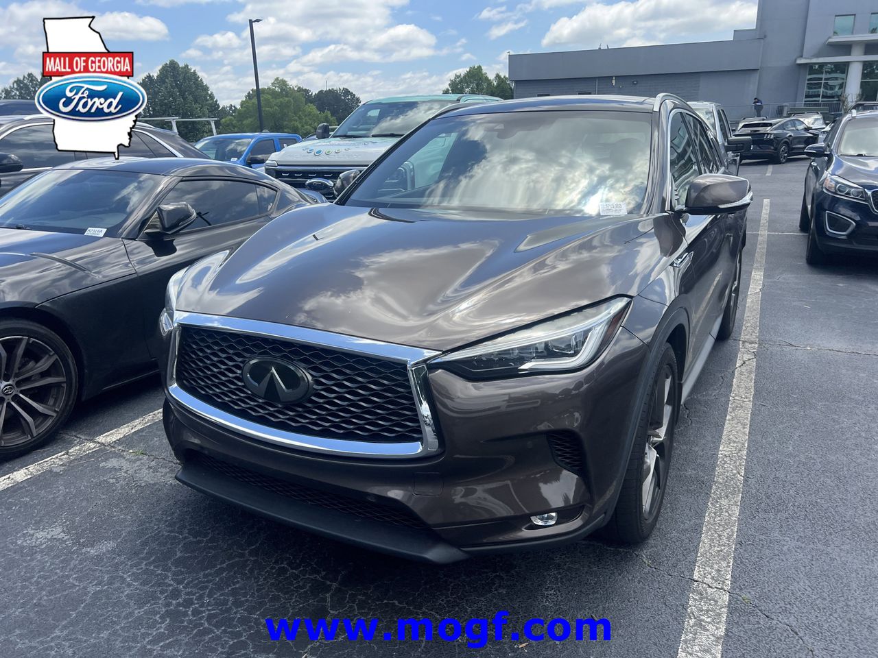 2019 INFINITI QX50 Essential AWD's photo