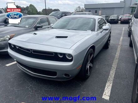 2019 Dodge Challenger SXT Coupe
