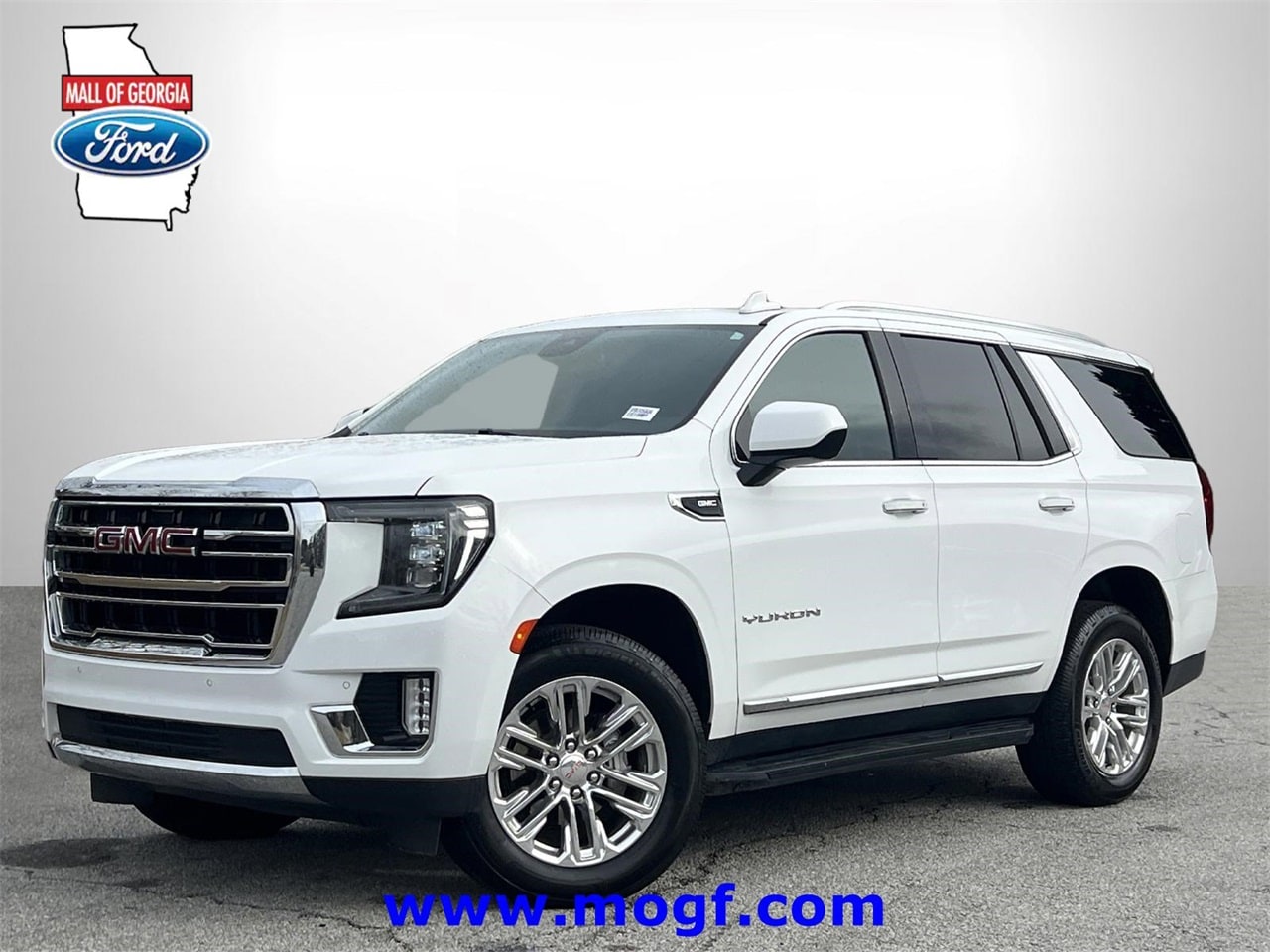 2023 GMC Yukon SLT's photo