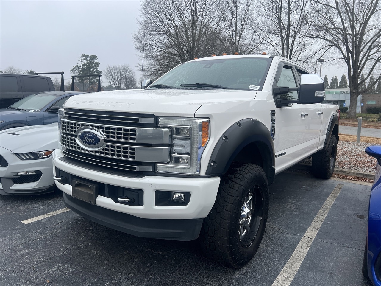 2019 Ford F-250 Super Duty Platinum's photo
