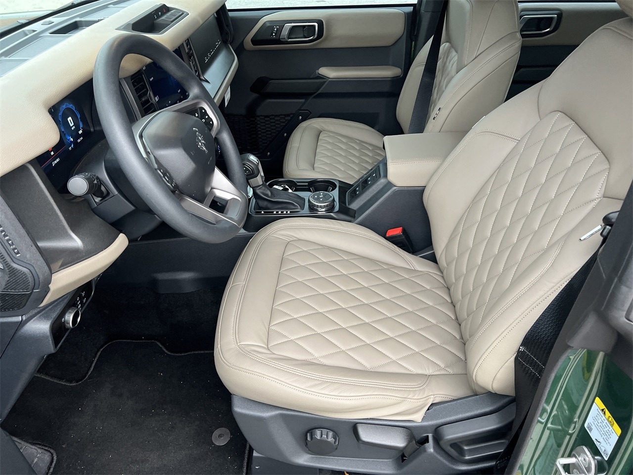 2025 Ford Bronco 4-Door Base - Photo 16