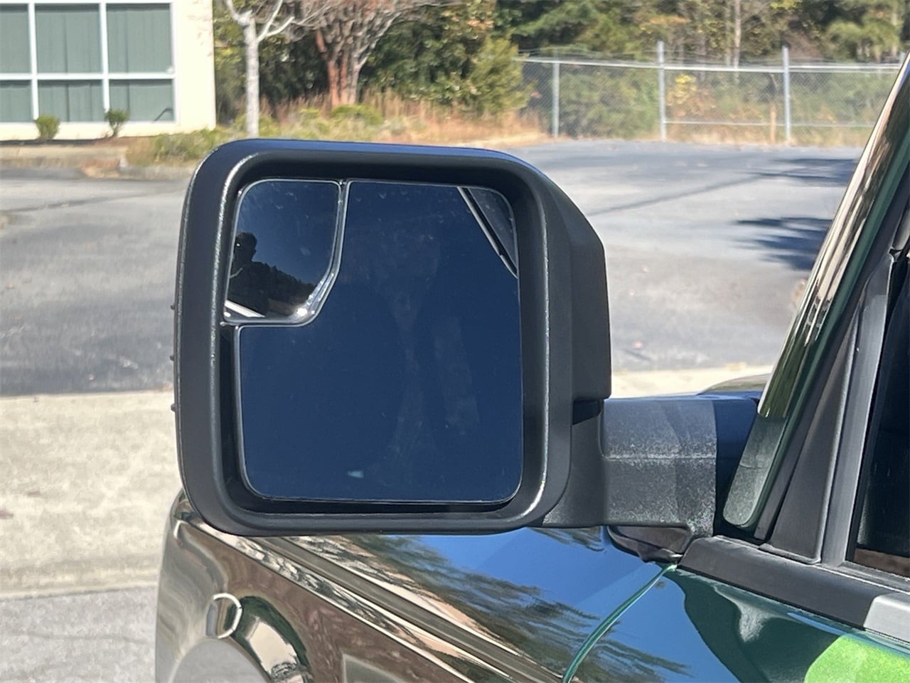 2025 Ford Bronco 4-Door Base - Photo 23
