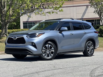 2023 Toyota Highlander XLE SUV
