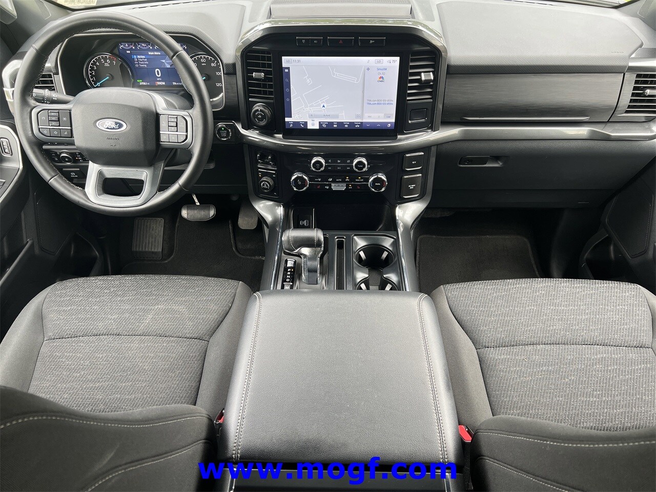 2023 Ford F-150 XLT photo 2