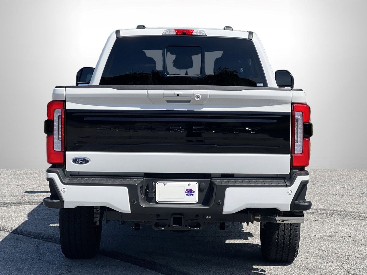 2025 Ford F-350 Super Duty Platinum - Photo 28