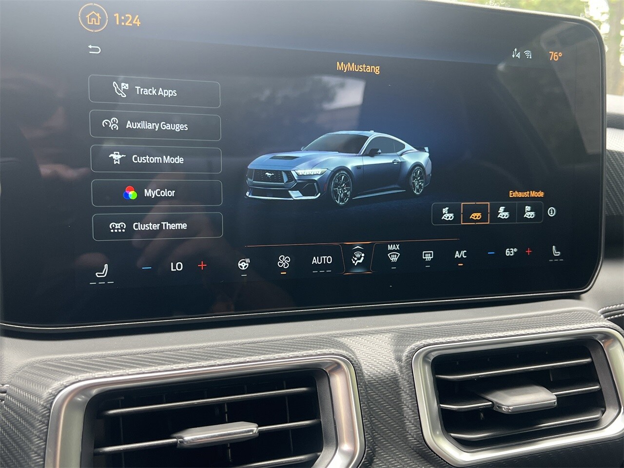 2025 Ford Mustang GT Premium photo 4