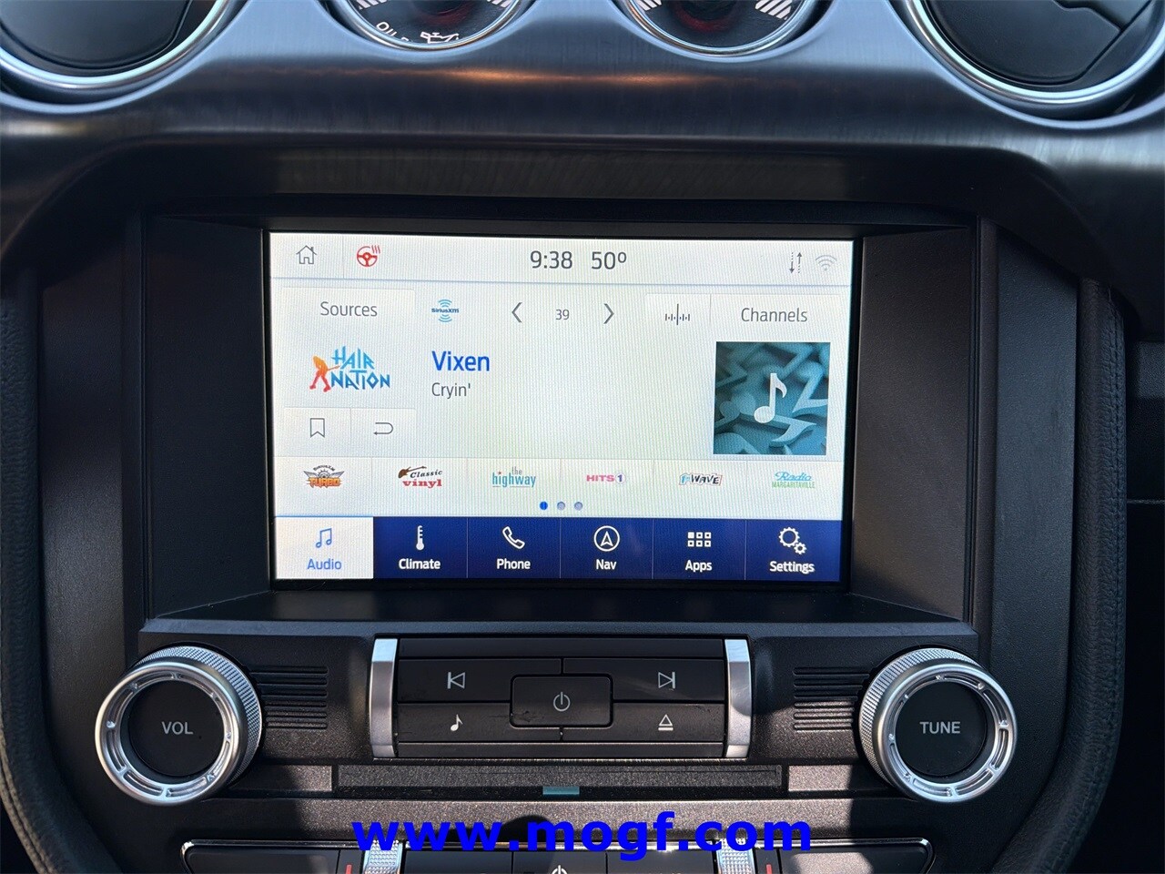 2021 Ford Mustang Mach 1 photo 4