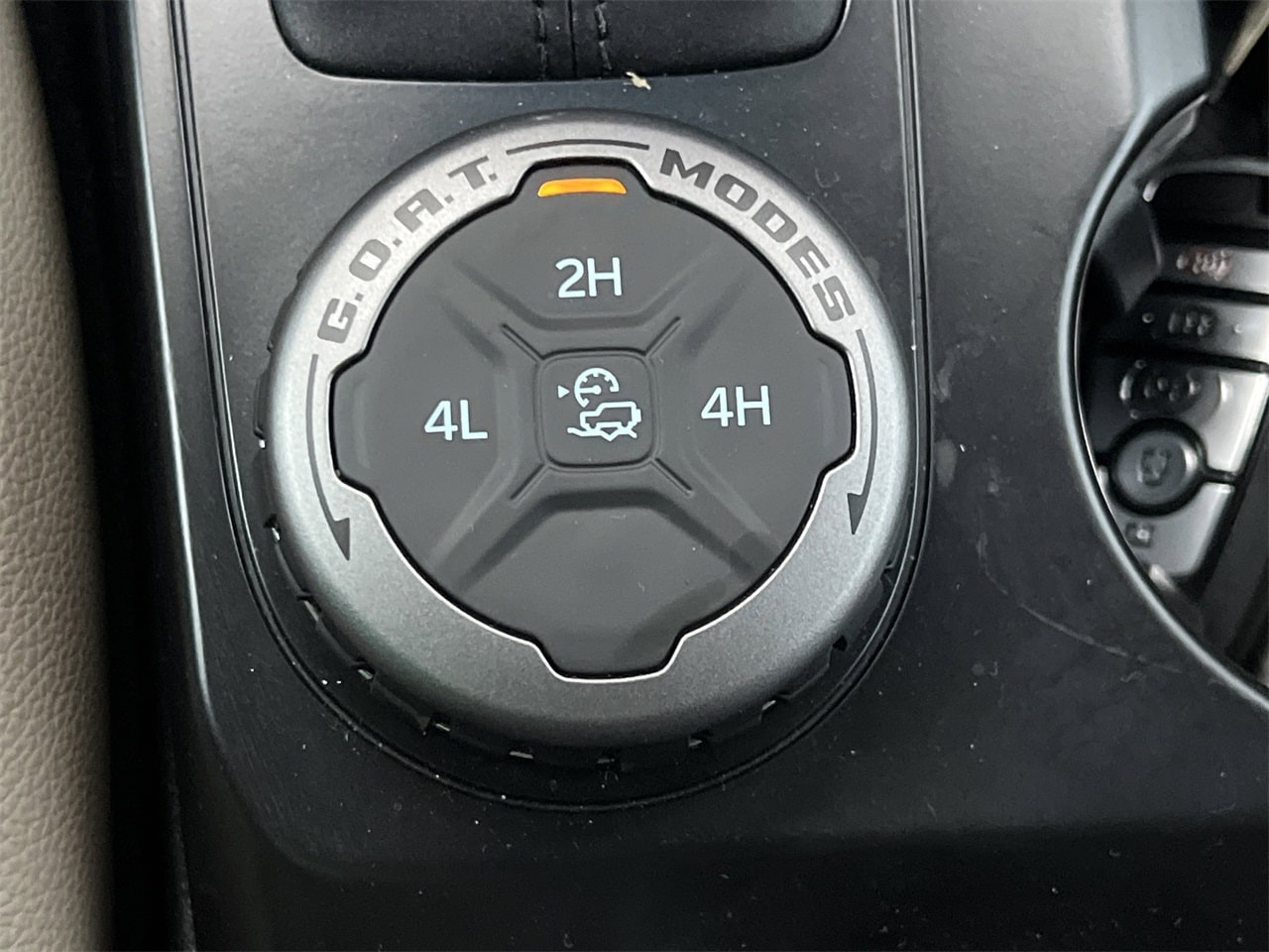 2025 Ford Bronco 4-Door Base - Photo 9