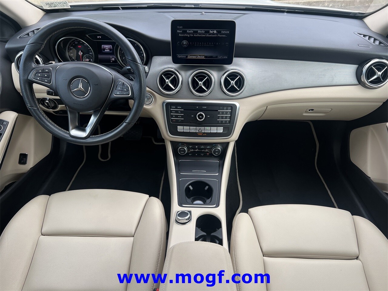 2020 Mercedes Benz GLA 250 photo 2