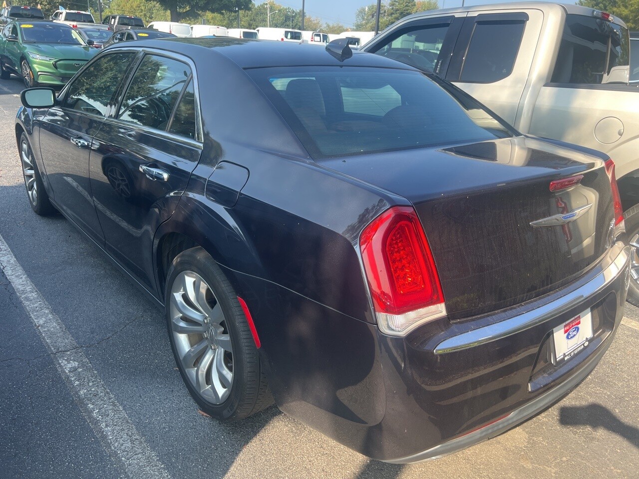 2019 Chrysler 300 Limited photo 4