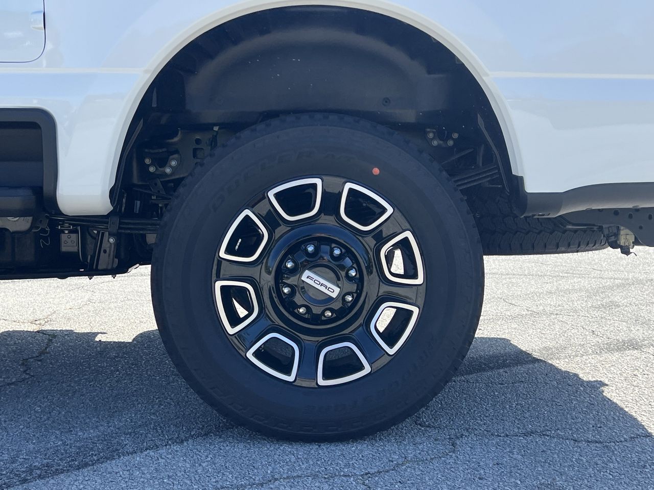 2025 Ford F-350 Super Duty Platinum - Photo 33