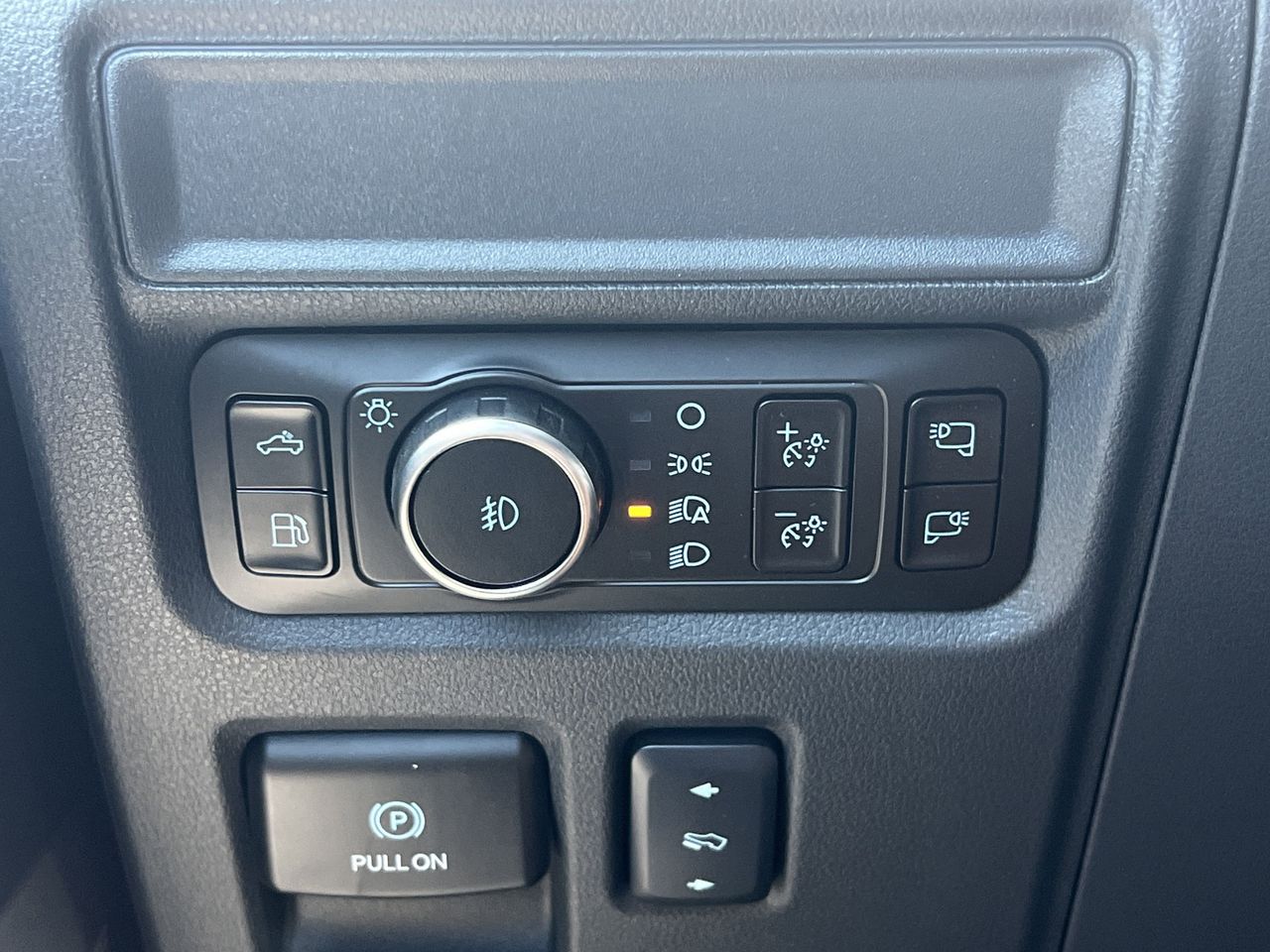 2025 Ford F-150 Lariat - Photo 21