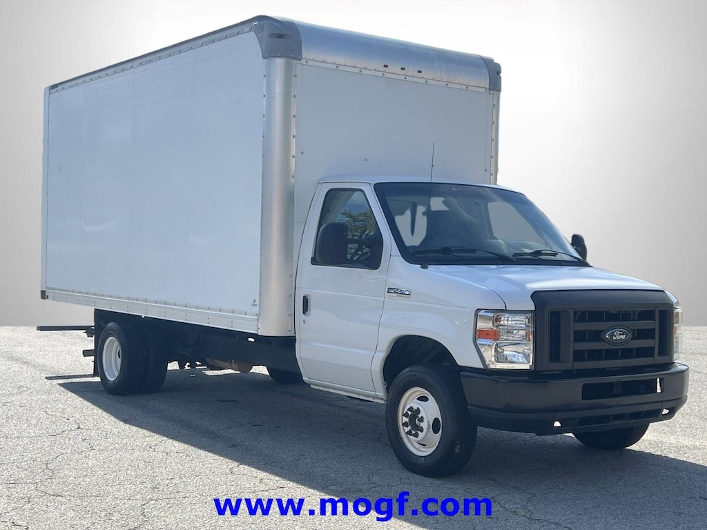 Used 2019 Ford E-450SD Base Cab/Chassis