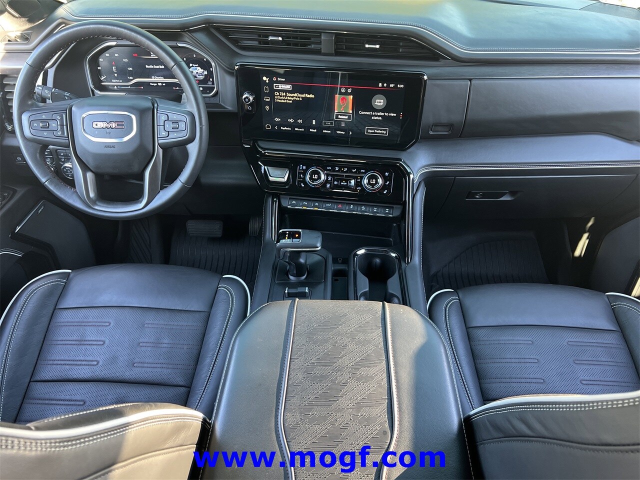 2024 Gmc Sierra AT4X photo 2