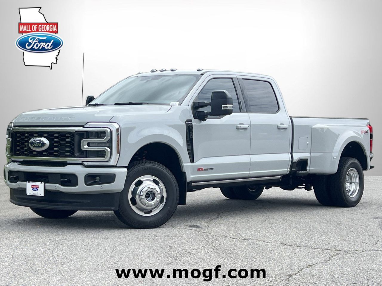 2026 Ford F-350 Platinum 4x4 Crew Cab 8' Box DRW's photo