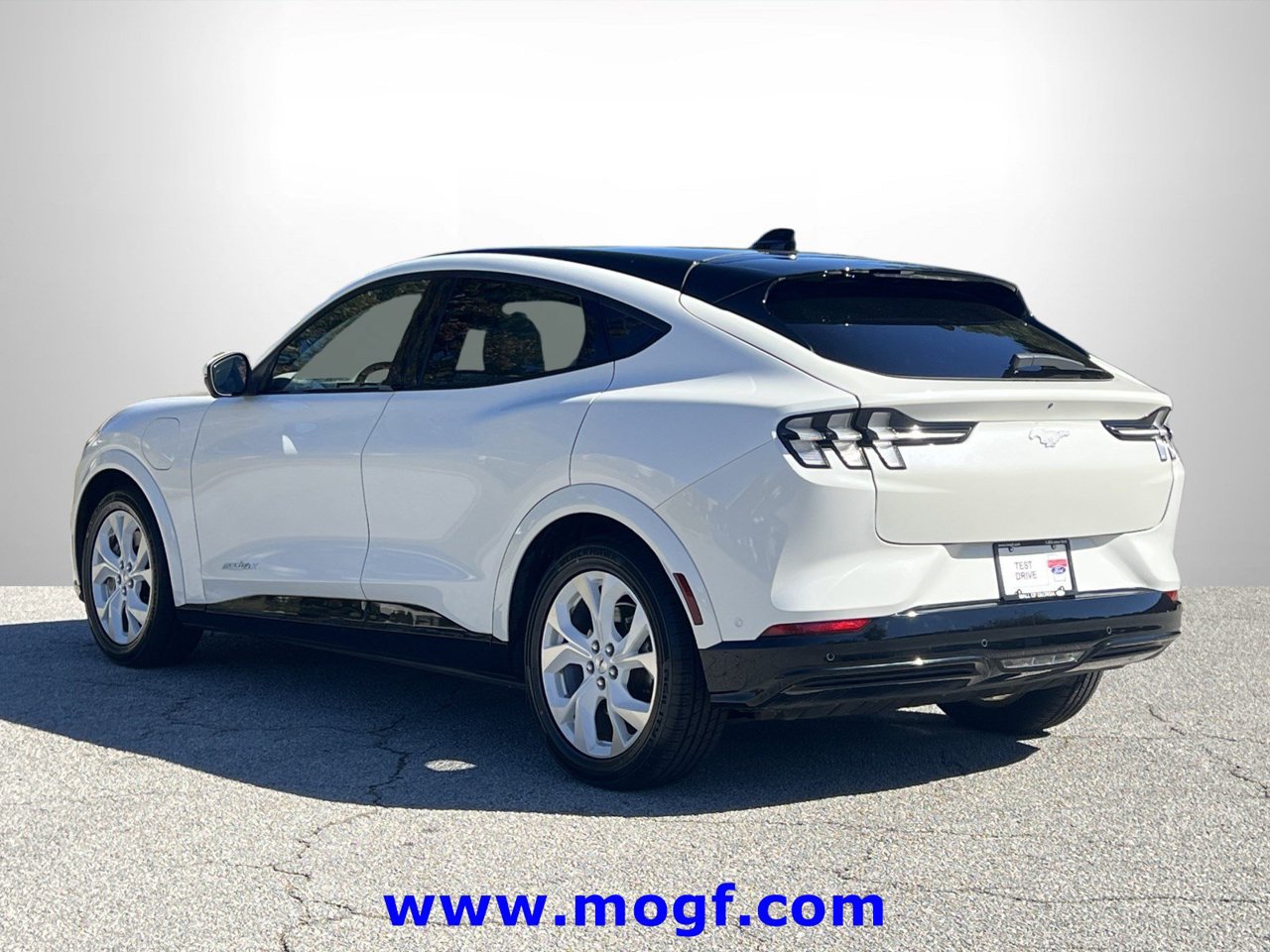 Used 2022 Ford Mustang Mach-E Premium SUV