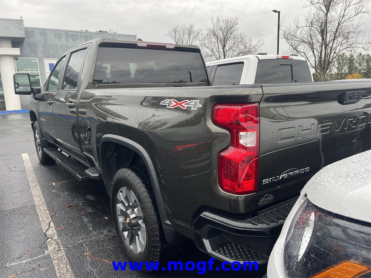 2022 Chevrolet Silverado 2500HD Custom photo 2