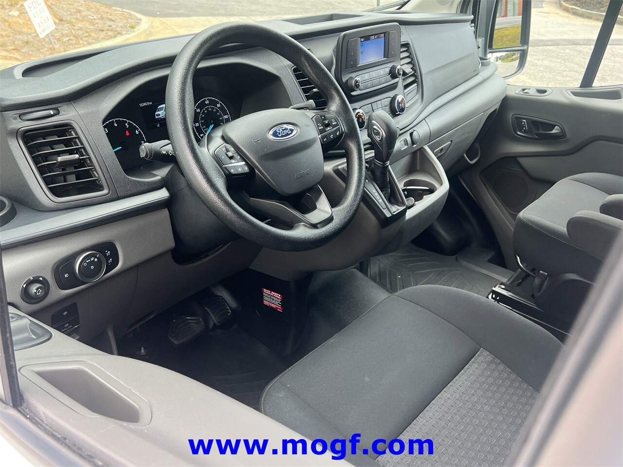 2023 Ford Transit photo 2