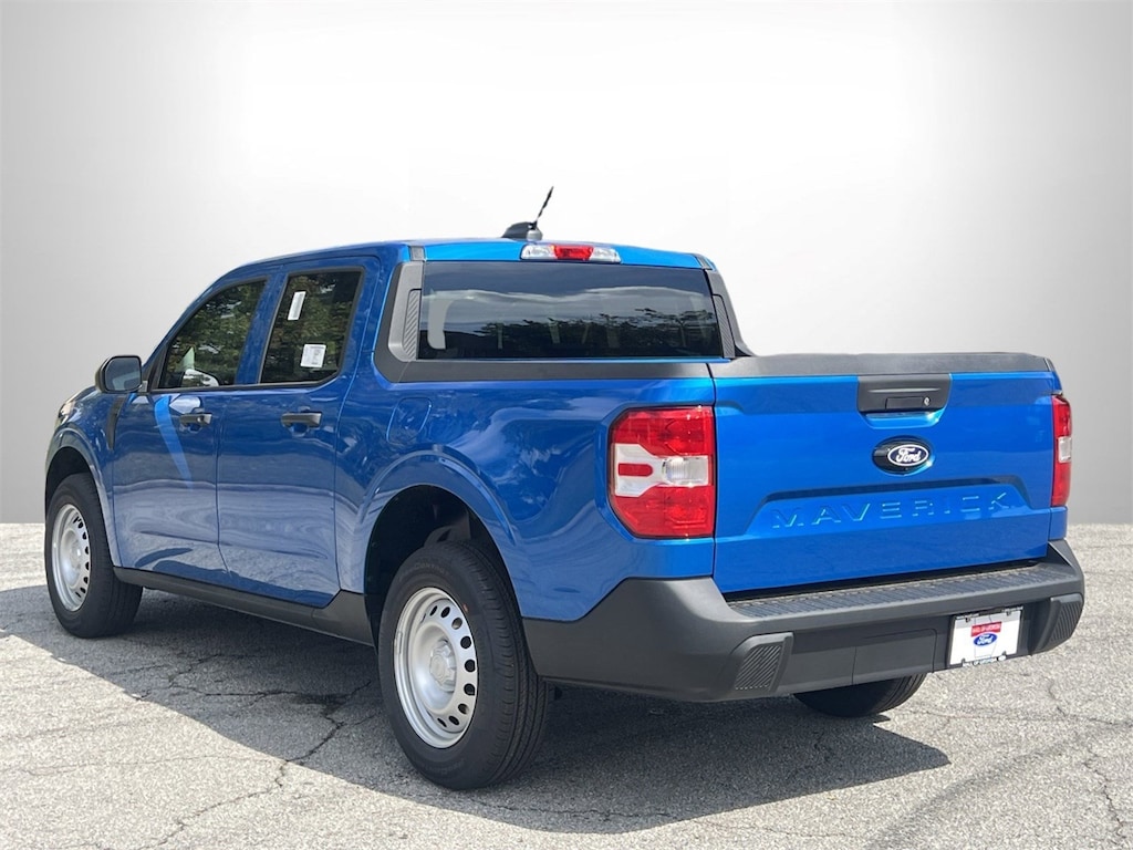 New 2025 Ford Maverick XL Truck SuperCrew
