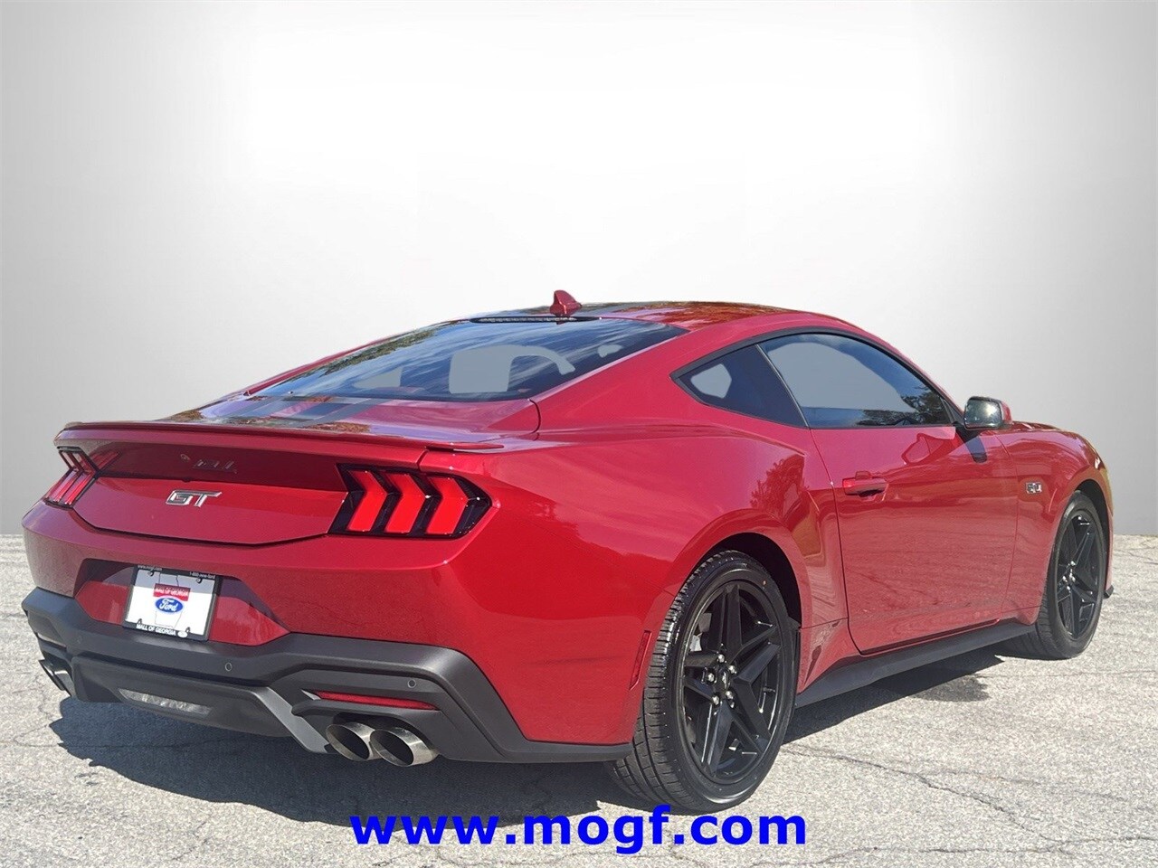 2024 Ford Mustang GT Premium photo 3