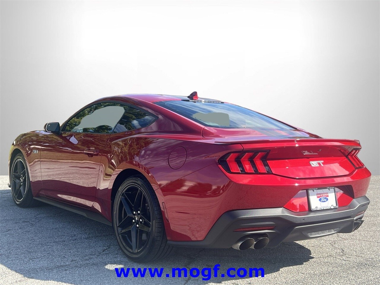2024 Ford Mustang GT Premium photo 2