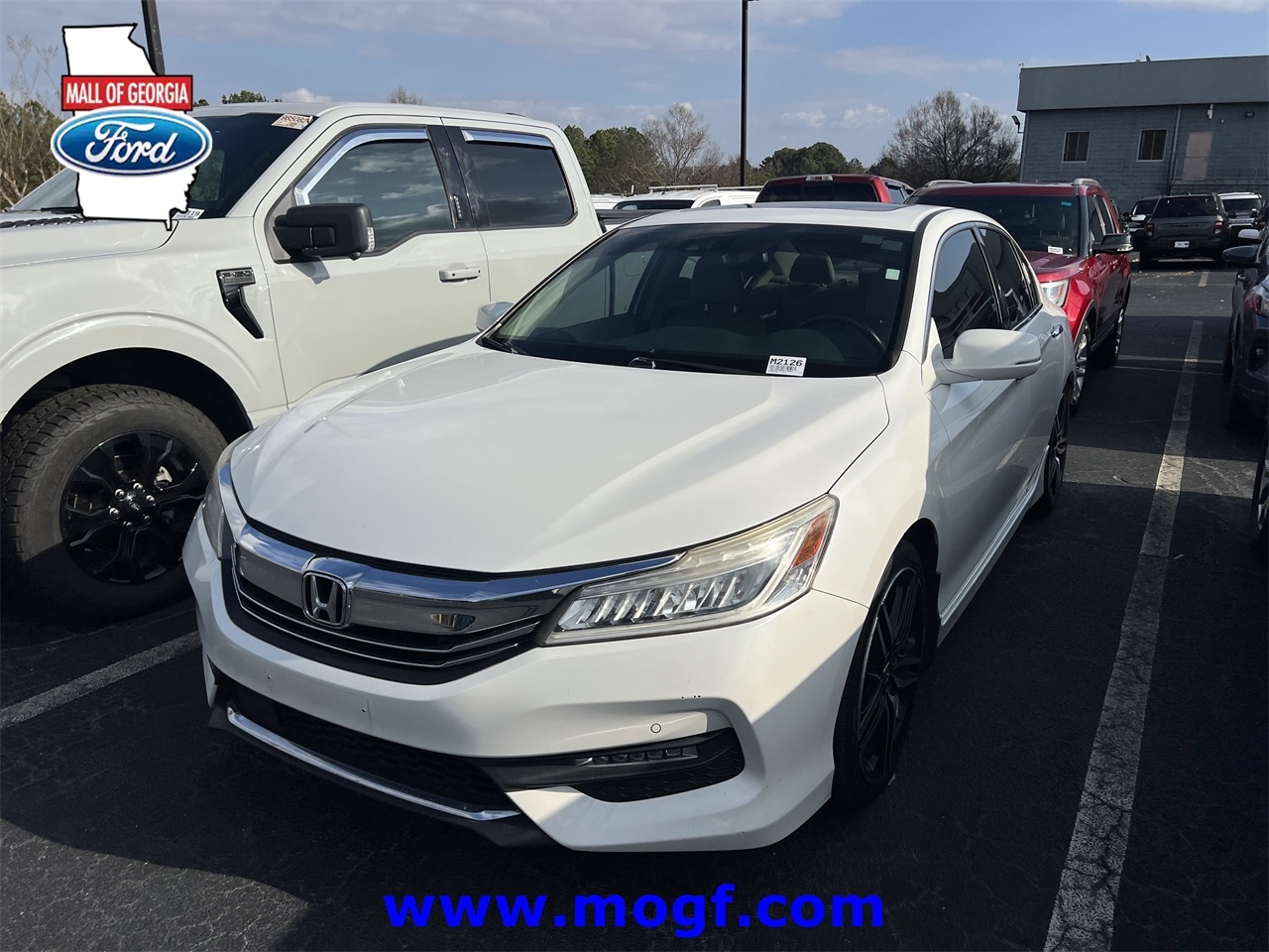 2016 Honda Accord Touring's photo