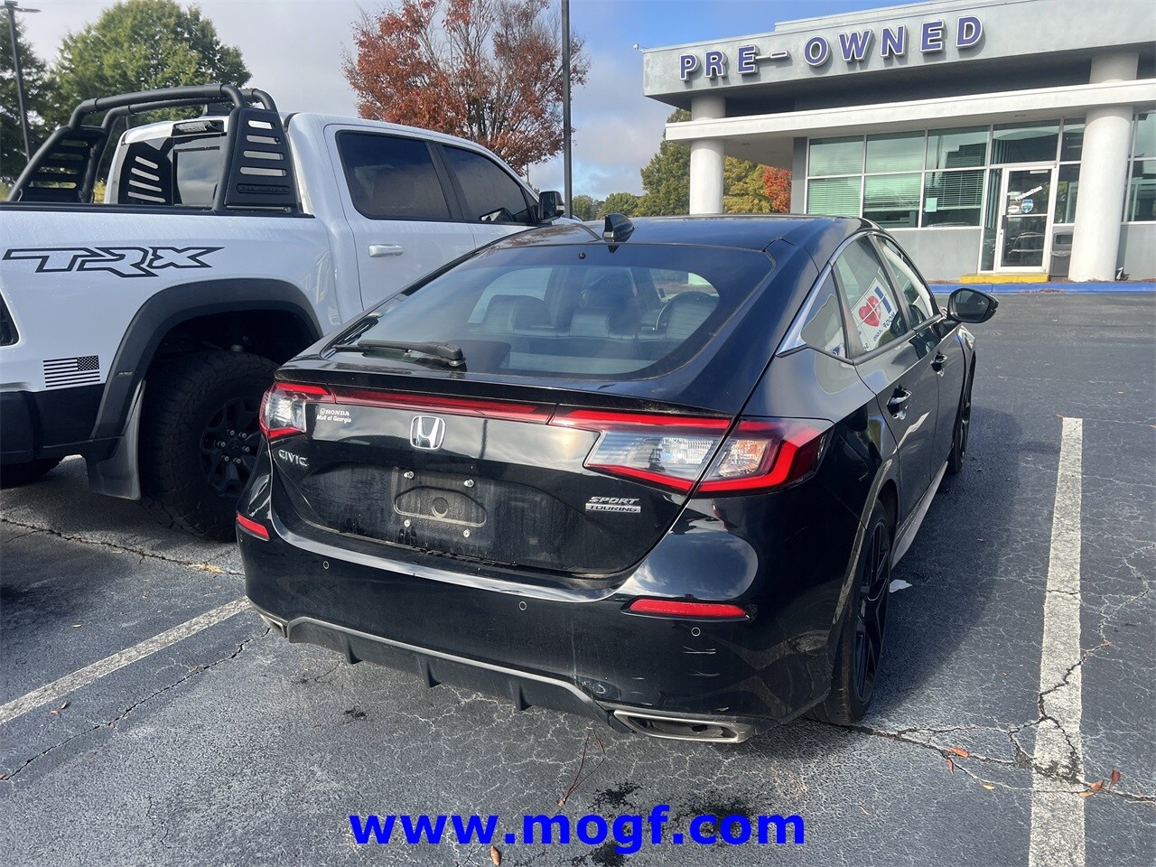 2022 Honda Civic Sport Touring Hatchback photo 3