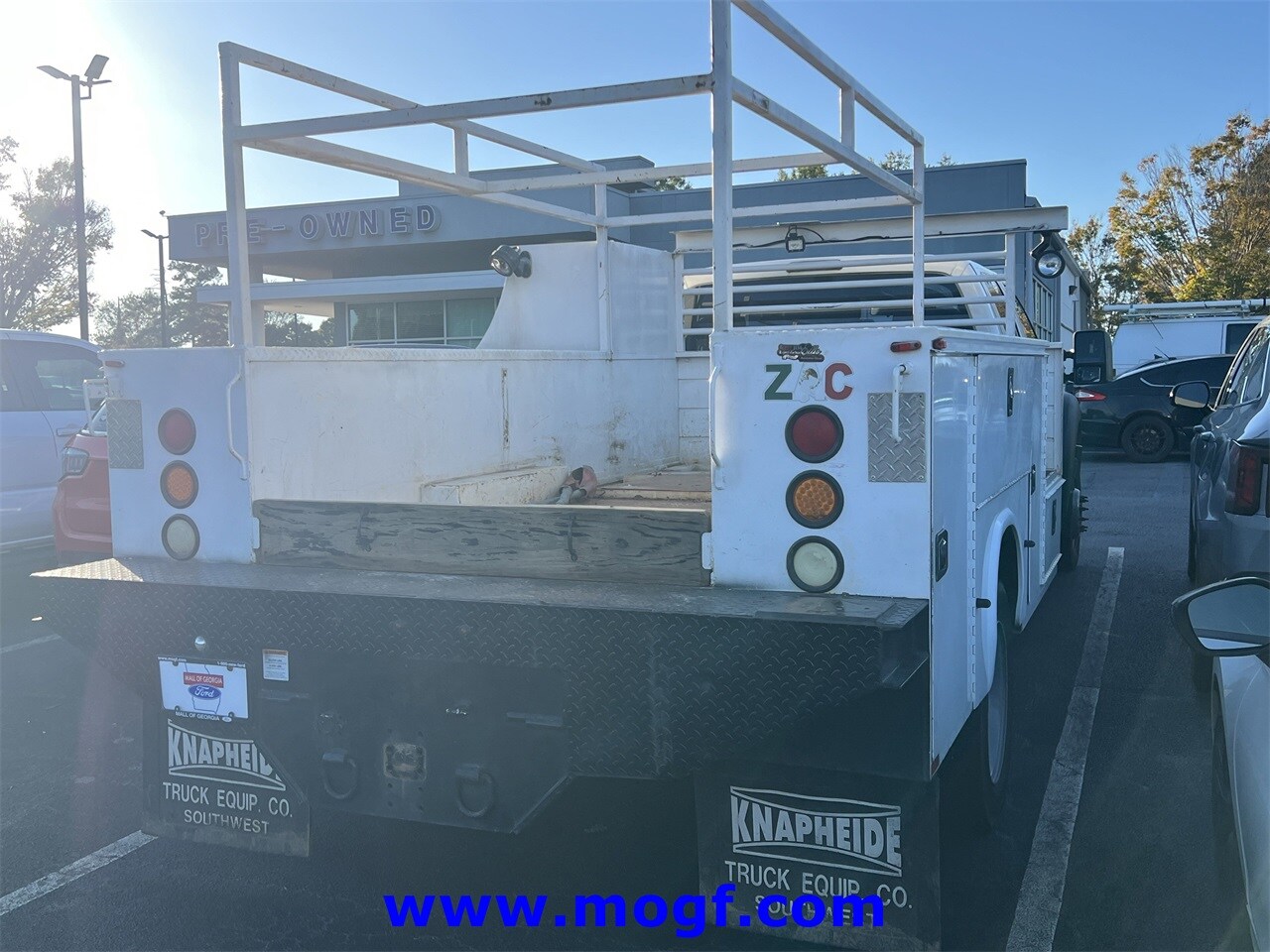 2014 Ford F-550 photo 3