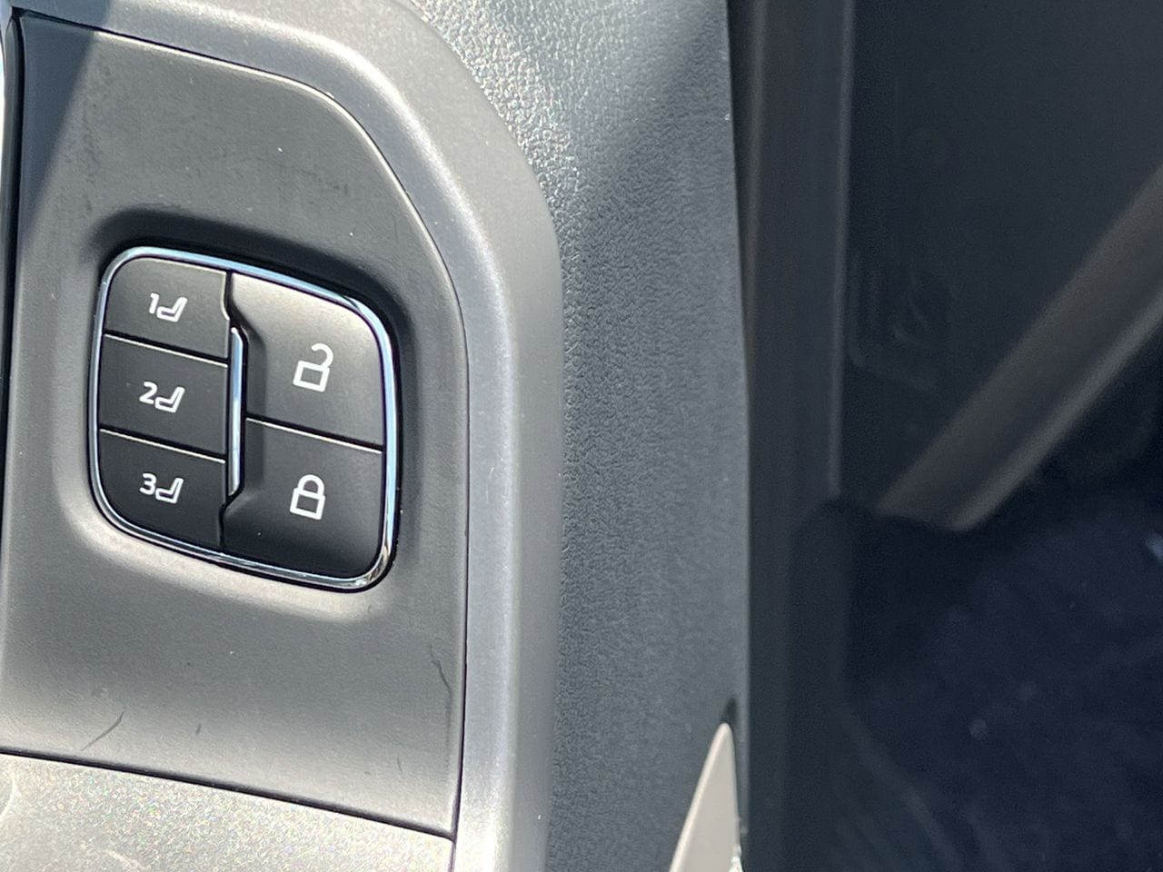 2025 Ford F-150 Lariat - Photo 24