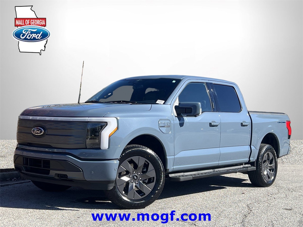 2023 Ford F-150 Lightning Lariat