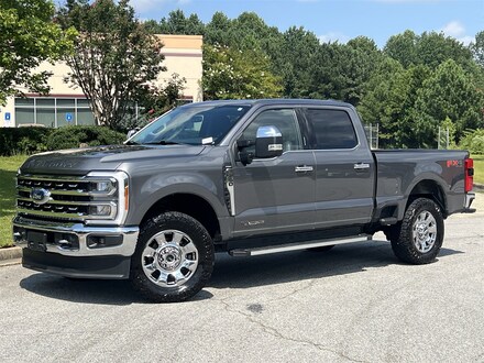 2023 Ford F-250SD Lariat Truck