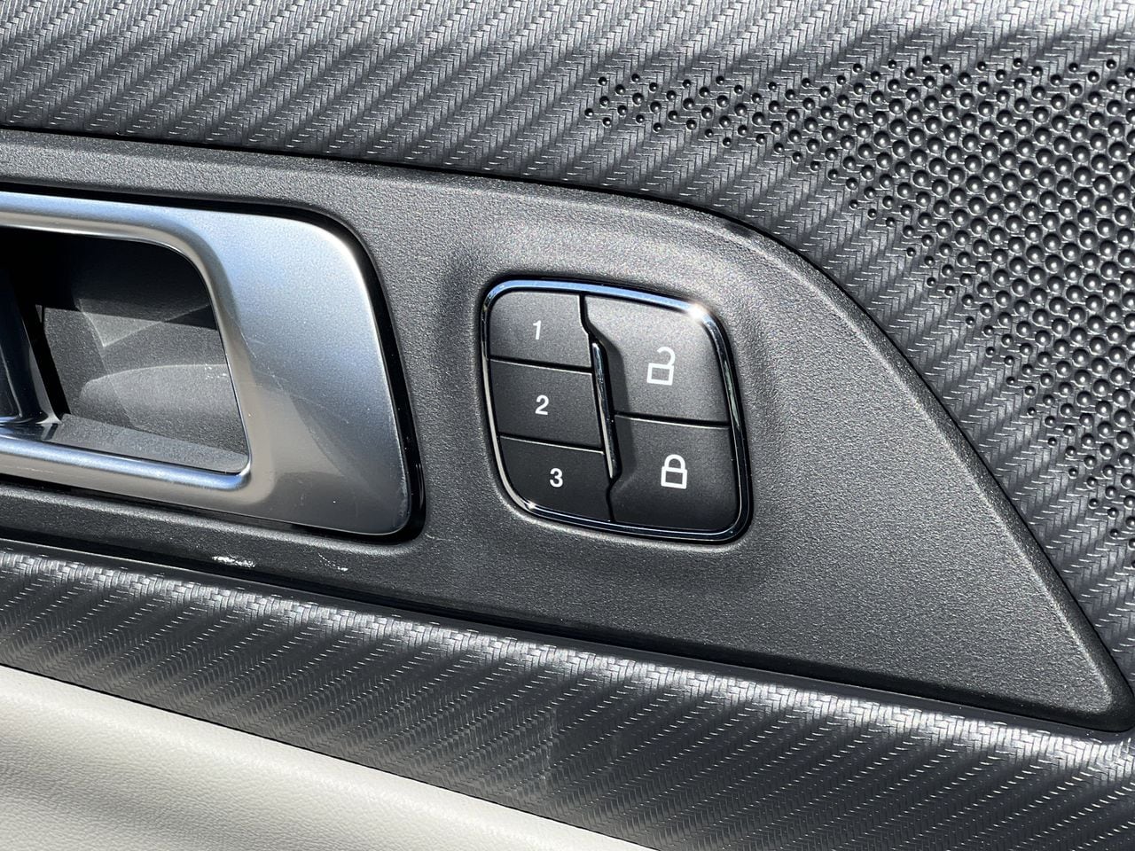 2025 Ford Mustang GT Premium Fastback - Photo 18