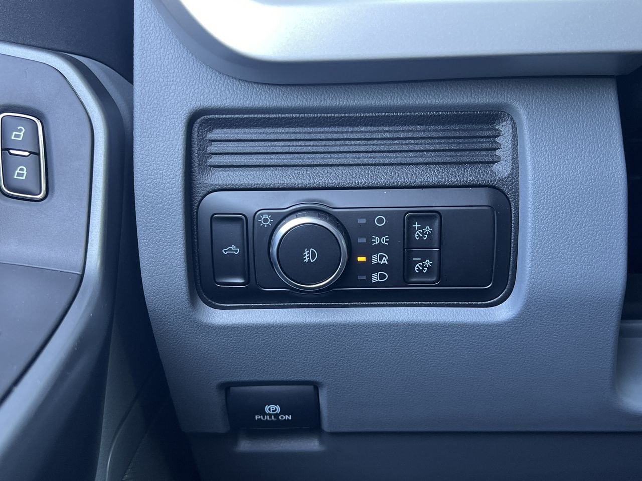 2026 Ford F-250 Super Duty XL - Photo 13