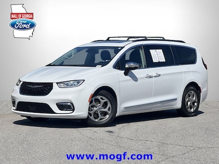 2023 Chrysler Pacifica Limited Minivan/Van