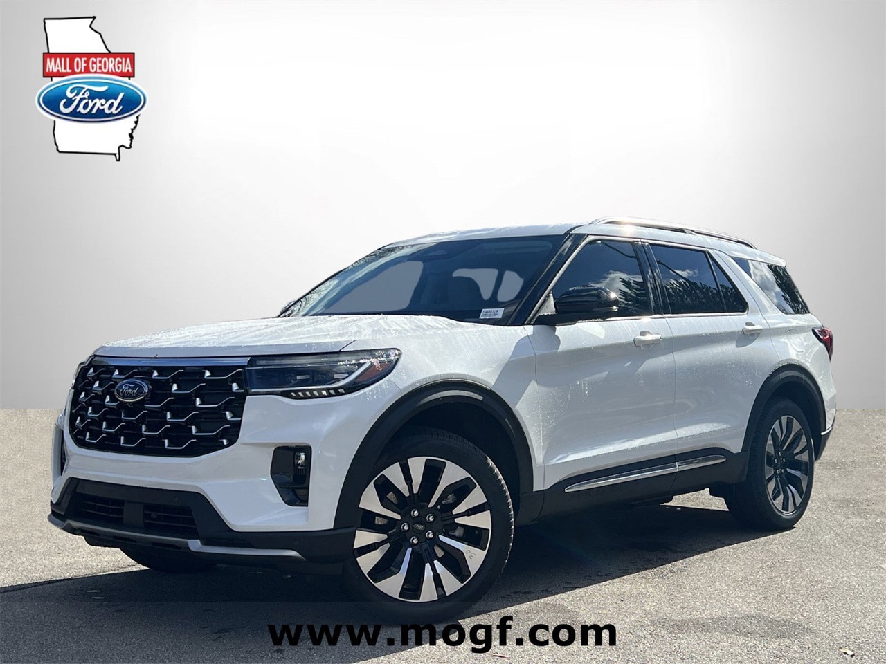 2026 Ford Explorer Platinum's photo