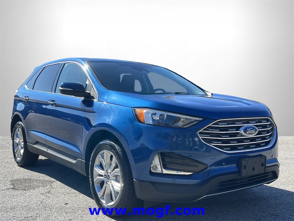 Certified 2022 Ford Edge Titanium SUV