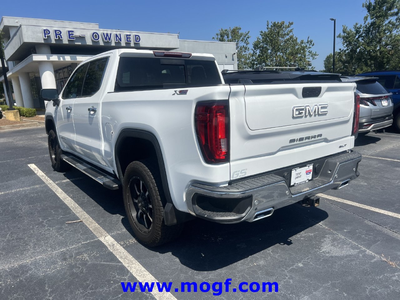 Used 2020 GMC Sierra 1500 SLT Truck